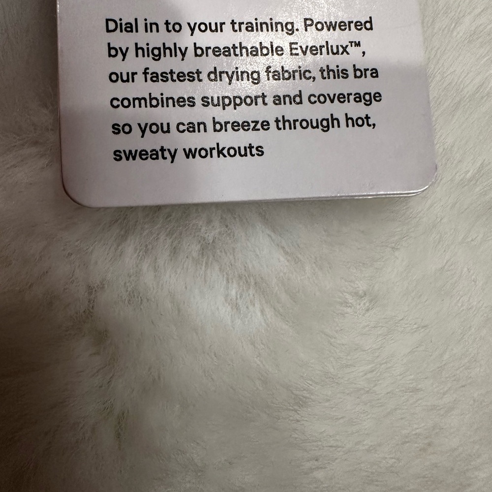 Lululemon Women's Purple Sports Bra - Picture 4 of 5